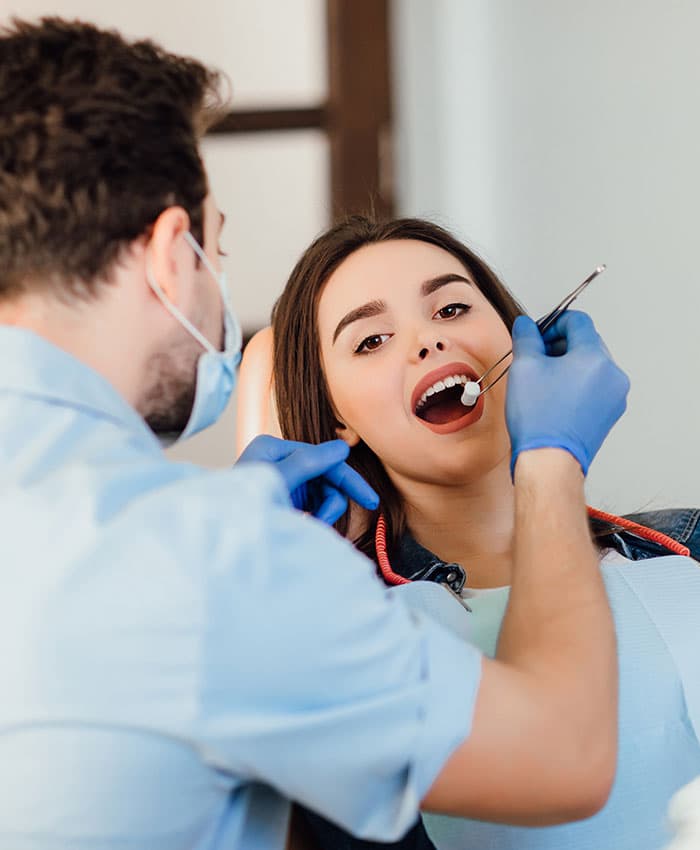 INITIAL TEETH WHITENING SESSION